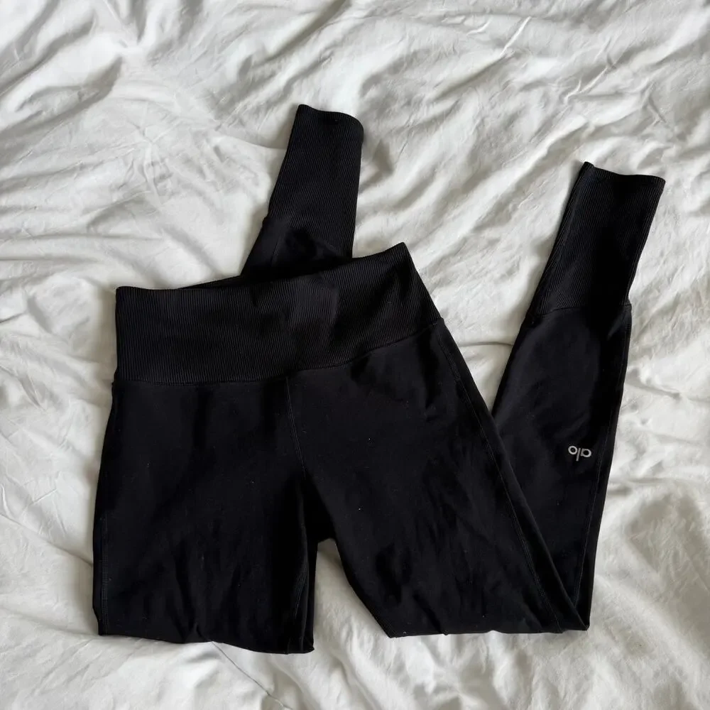 Alo Yoga High-Waist Alosoft Lounge Legging Black Size S
